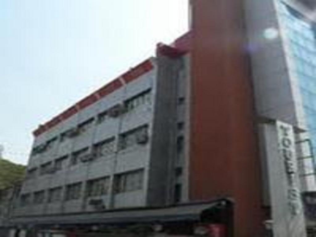 Hotel Tourist International Pune Exterior photo